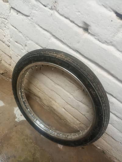 Used Like New Tyre Tyre With Rime