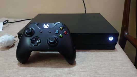 Xbox One X 1TB