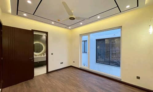 Ideal House In Johar Town Available For Rs. 47500000