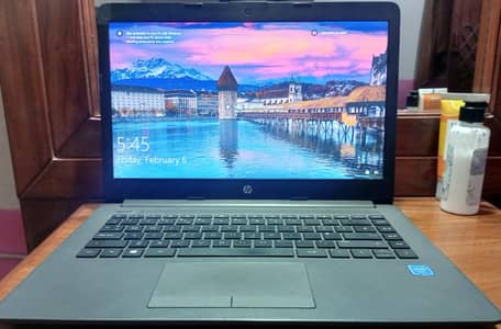 HP 240 G7 Notebook with charger