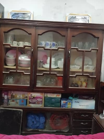 Two-vessel showcase for sale