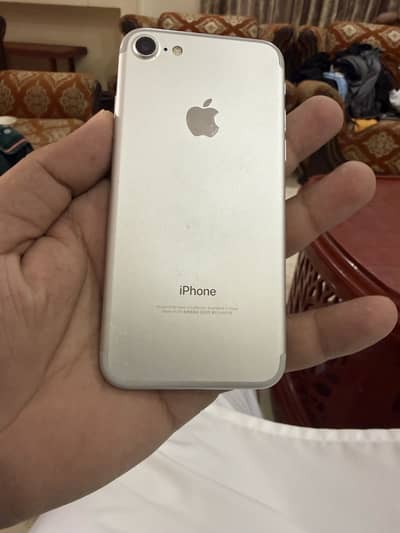 iPhone 7 32 GB  PTA Approved