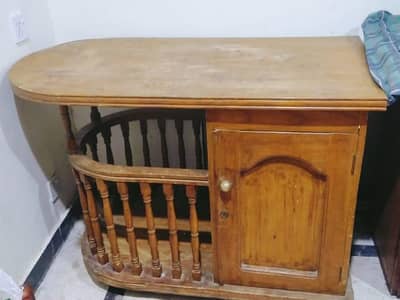 Iron stand Aistari stand