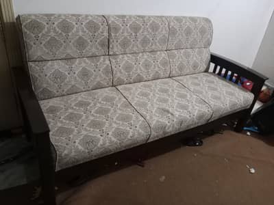 5 seater sofa in good condition