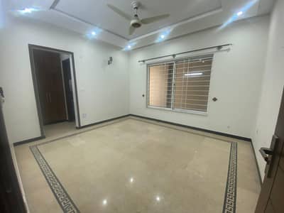 12 Marla Ground Portion Available For Rent In G15