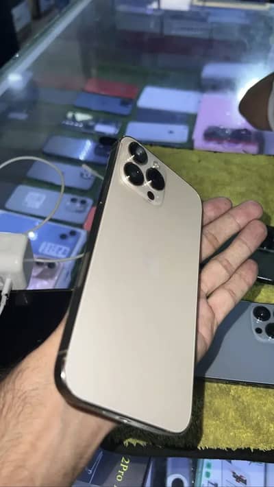 iPhone 13 Pro Max (jv)