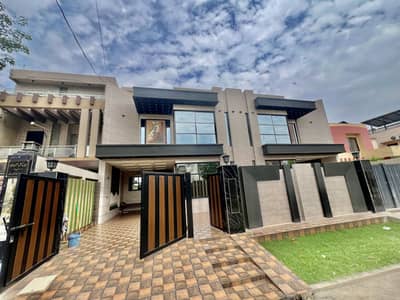 12 Marla Brand New Luxury Modern Design With Direct Owner meeting All Original picture Attached For Sale in PIA SOCIETY