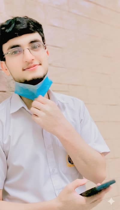 plz job hai koi to bata dai please