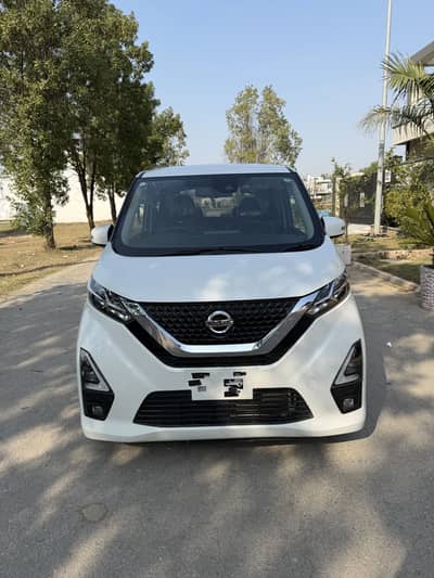 Nissan dayz highway star G