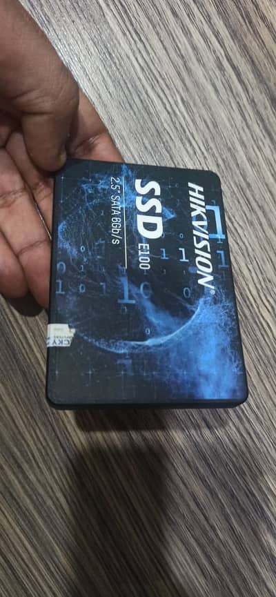 Hikvision E100 SSD 512GB