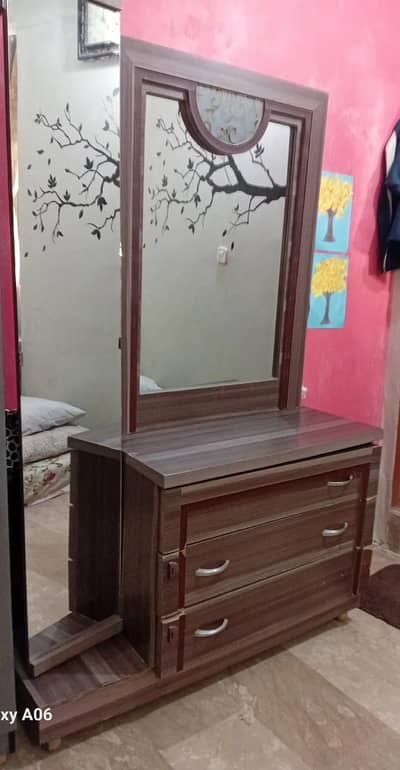 king bed without mattres, dressing table and side table