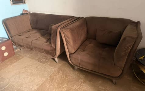 4 Seater Sofa Set With Table