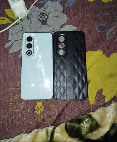 itel s25 6/128gb just phone adapter