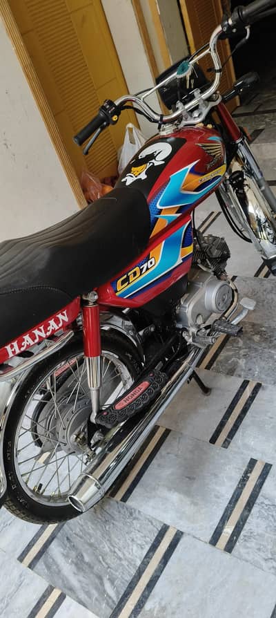 Honda 70cc 25/26 0328-0503828 model 2 keys side mirror first owner