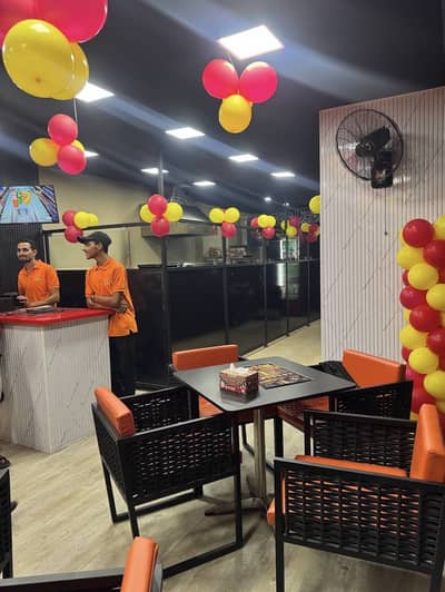 Pizza and Burger chef