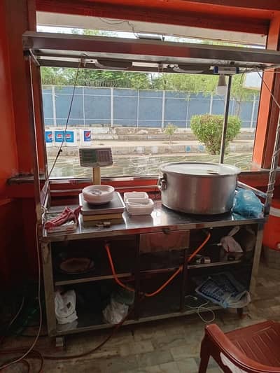 Biryani counter With tow Working Stove.