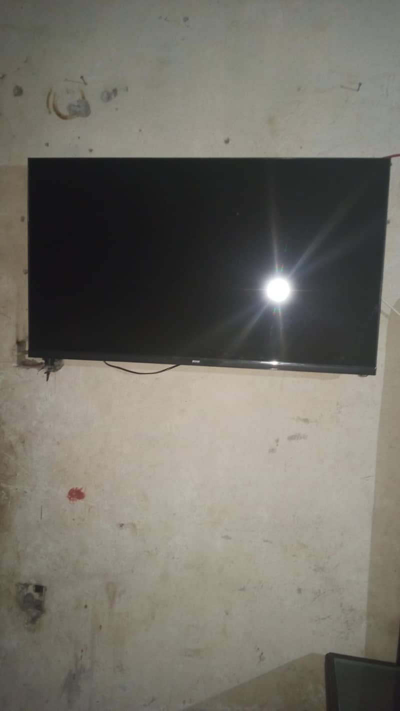 LED LCD 1