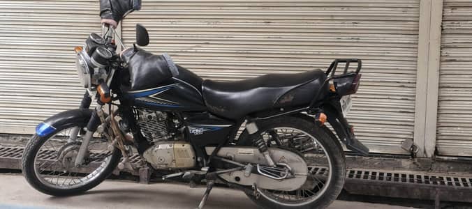 Suzuki gs150