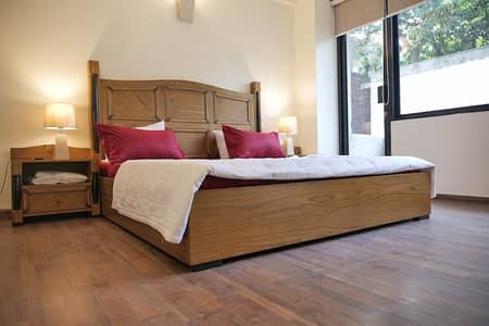 2 Bedrooms Luxury Furnished Apartment is Available for Rent in Bahria Town Lahore