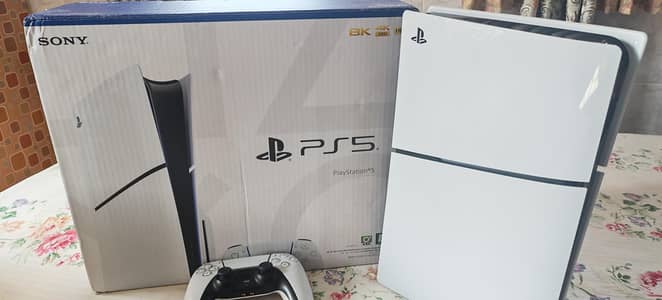 PlayStation 5 ps5 slim brand new with box and accessories