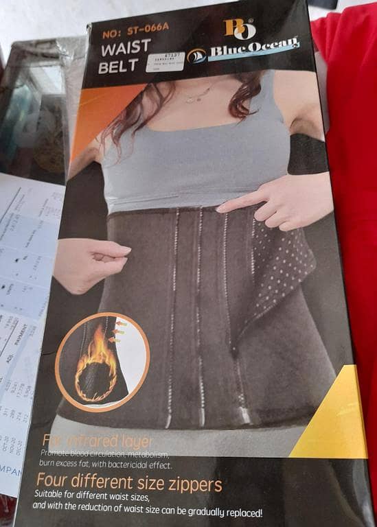 Waist  belts with 4 different size zippers