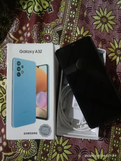 Samsung Galaxy A32 6/128 with Box and charger
