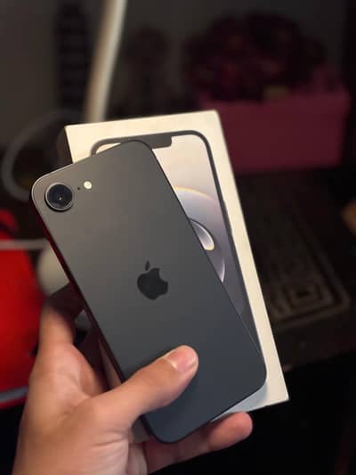 iphone 16e box pack in apple warnaty