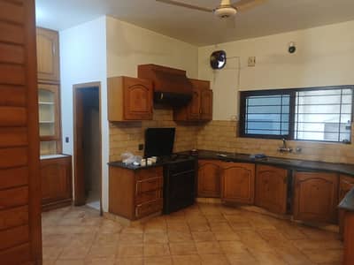 Ground portion for rent in F-11/2 size 50x90