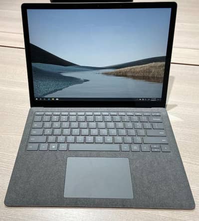 Surface Laptop 3 Core  i7 10th Gen 16gb ram 238gb ssd