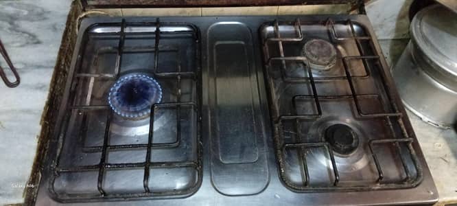 stove with oven in excellent condition