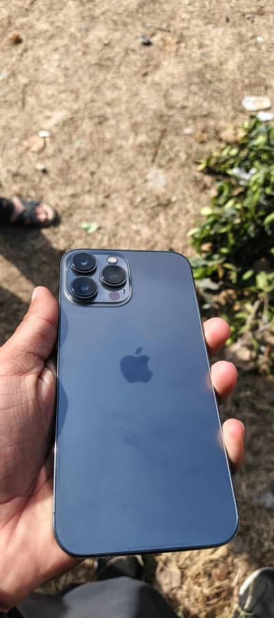 I phone 13 pro max 128 gb 95 health waterpack / Non pta