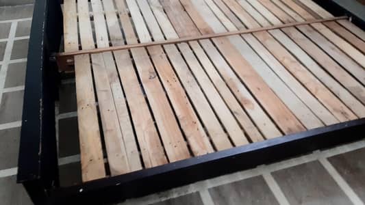 old bed room set for sale