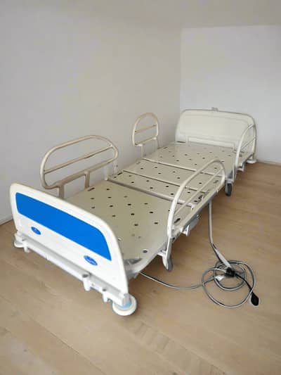 Hospital Bed | Patient Bed | Manual Bed | Icu Bed in Karachi