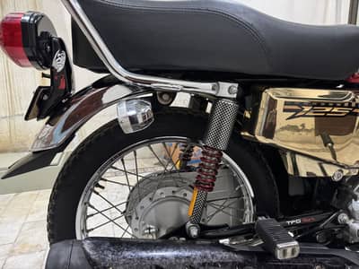 Honda 125 gold edition self start