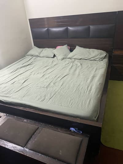 king size bed