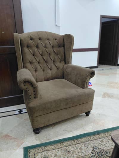 2 high chairs in very good condition