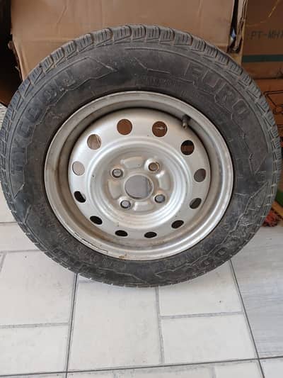 Alto genuine tyre and rim