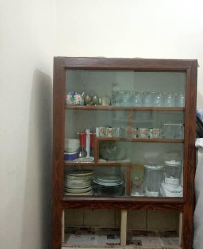 Showcase for urgent sale