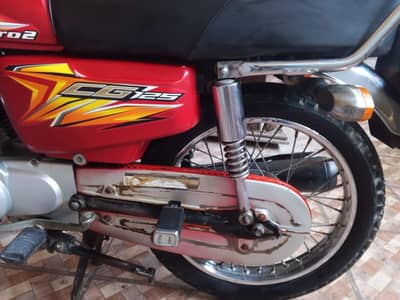 Honda 125 urgent sell.