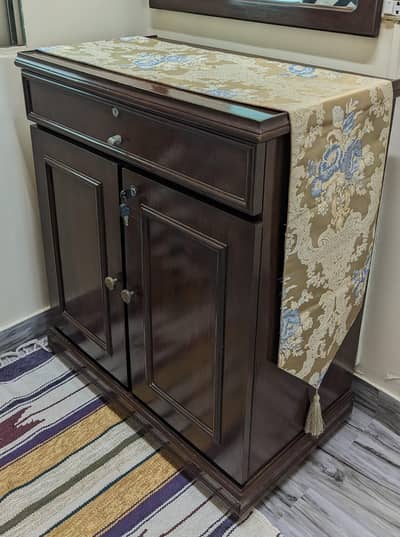 Pure sheesham wood cabinet/dresser/console