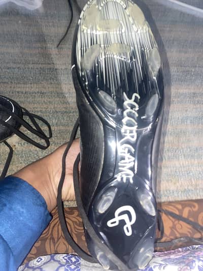 Football shoes New | UK 9.5