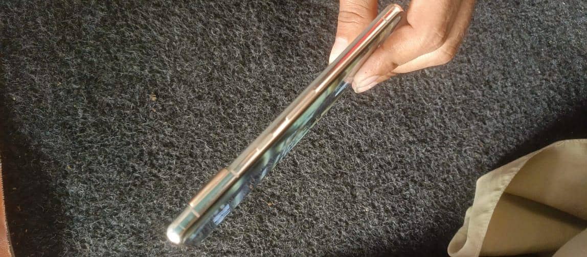 Google pixel 7 pro 4