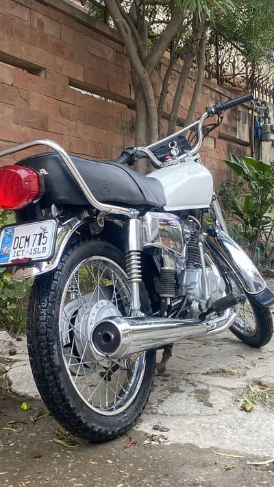 Honda 125 24 bata 25 model 03125185974 Whatsapp