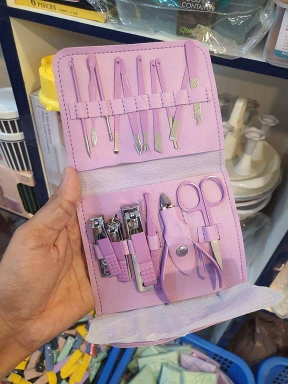 Set Professional Pedicure Kit with 16 Stainless Steel Nail Tools and Folding Leather Case