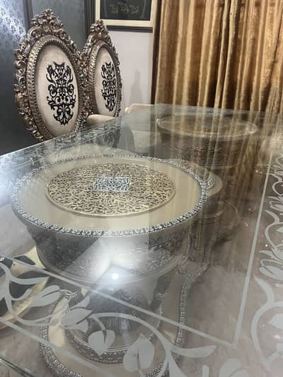 Royal Design Luxury Dining Table with 7 Luxury Chairs