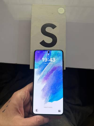 Samsung Mobile S21 FE