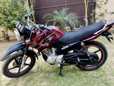 YBR G in Genuine & lush condition with all docs & Biomatric