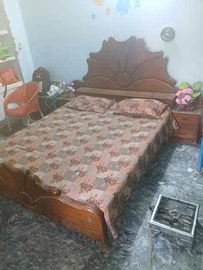 King Double Bed With 2 Side Tables