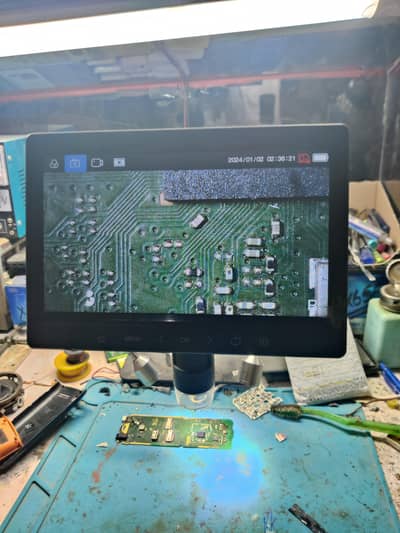 Digital Microscope with 7-10 inch LCD Screen