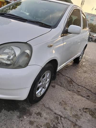 Toyota Vitz 99